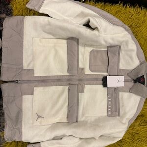 Jordan cozy girl Jacket with Cream and grey Details